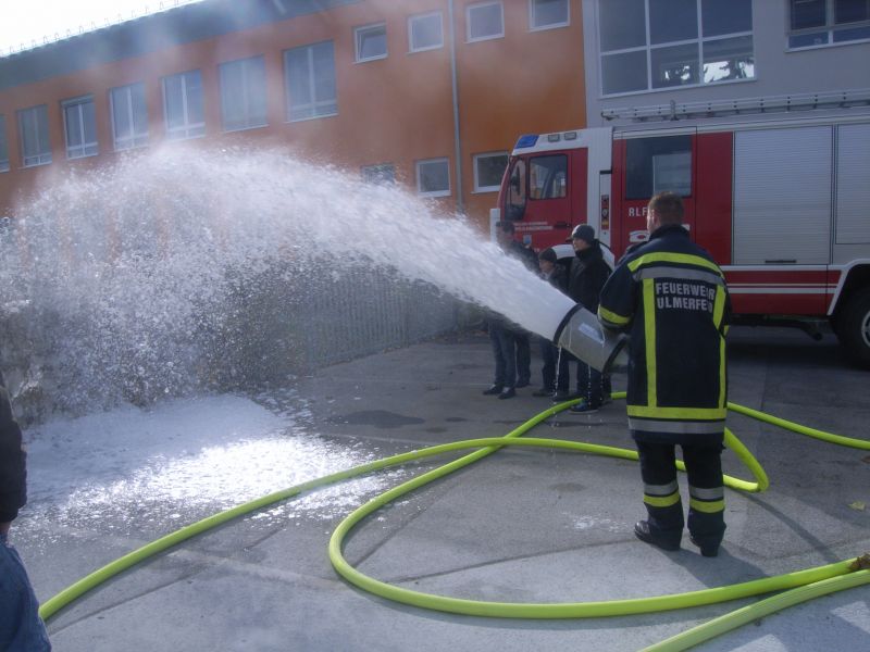 Fotos zum Besuch der HS Hausmening