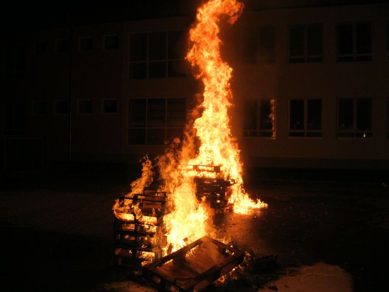 Gegen�berstellung