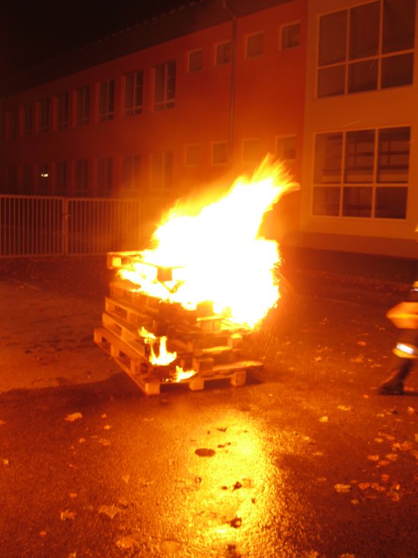 Gegen�berstellung